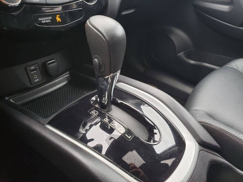 2015 Nissan Rogue SL