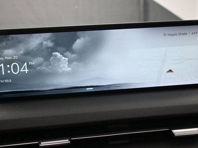 2023 Genesis Electrified GV70