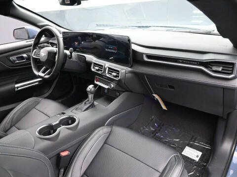 2025 Ford Mustang EcoBoost Premium