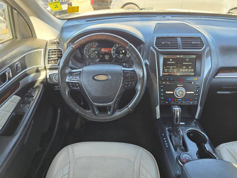 2016 Ford Explorer Platinum