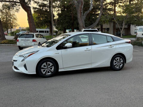 2018 Toyota Prius Three