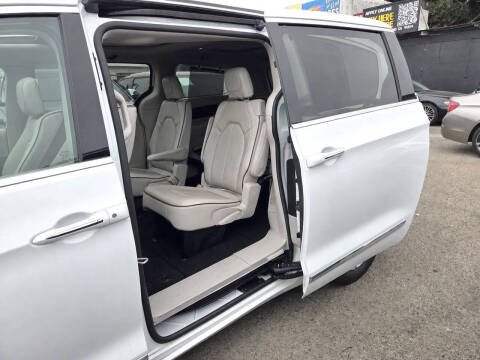 2019 Chrysler Pacifica Limited