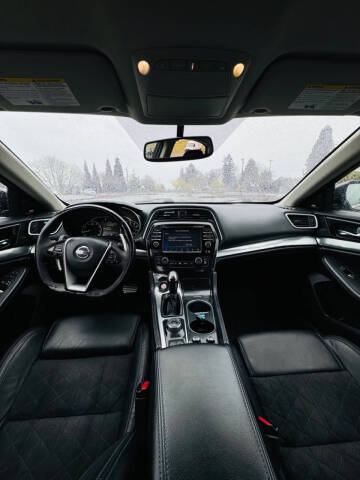 2017 Nissan Maxima 3.5 SR