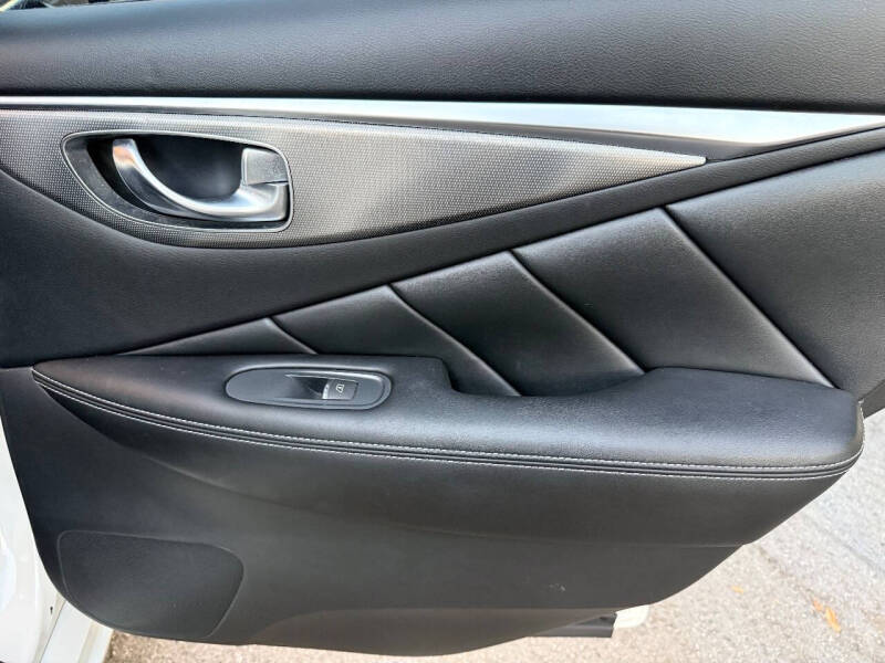 2017 Infiniti Q50 3.0T Premium