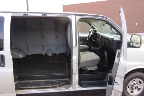2017 GMC Savana 2500