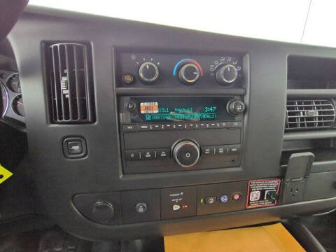 2025 Chevrolet Express 2500