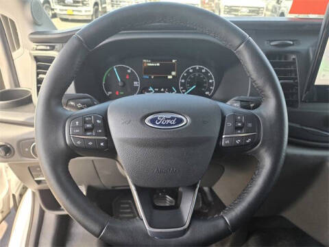 2022 Ford E-Transit