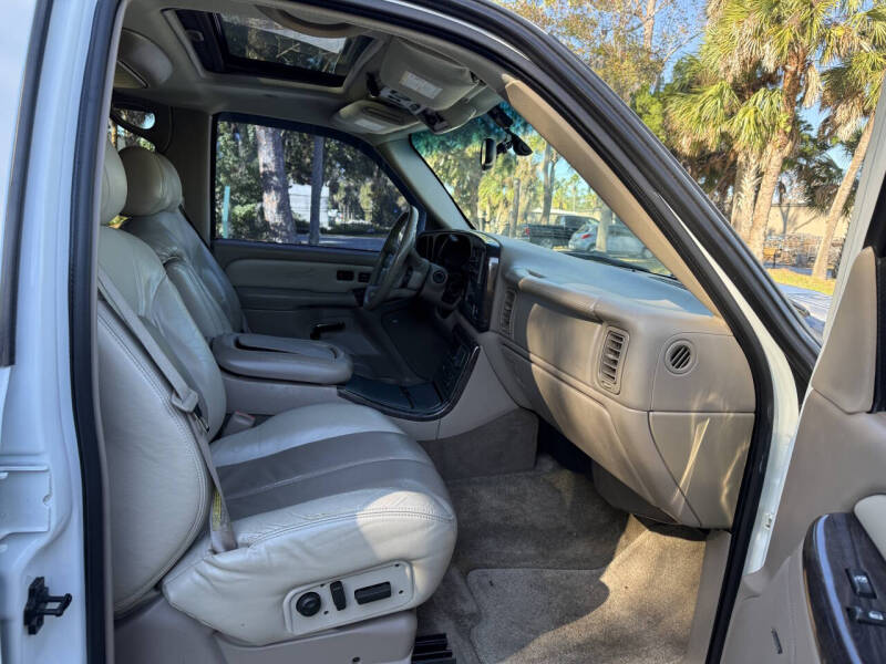 2001 GMC Yukon XL Denali