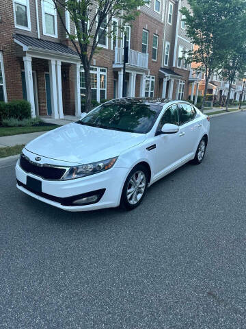 2013 Kia Optima for sale at CarsHut in Lodi NJ