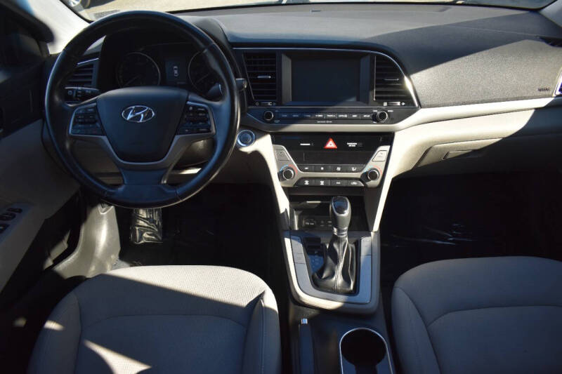 2018 Hyundai Elantra Value Edition photo 44