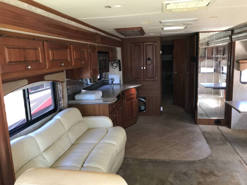 2005 Monaco Diplomat