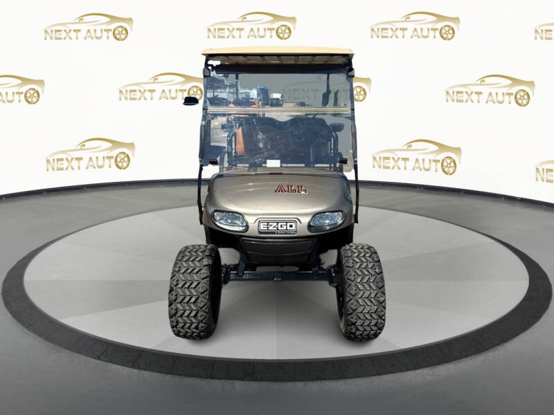 2015 E-Z-GO Golf Cart