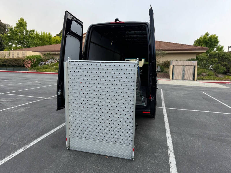 2023 Mercedes-Benz Sprinter 2500