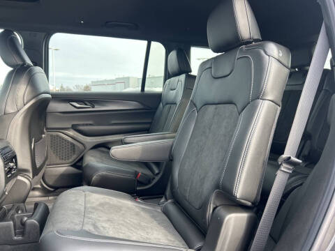 2025 Jeep Grand Cherokee L Altitude X