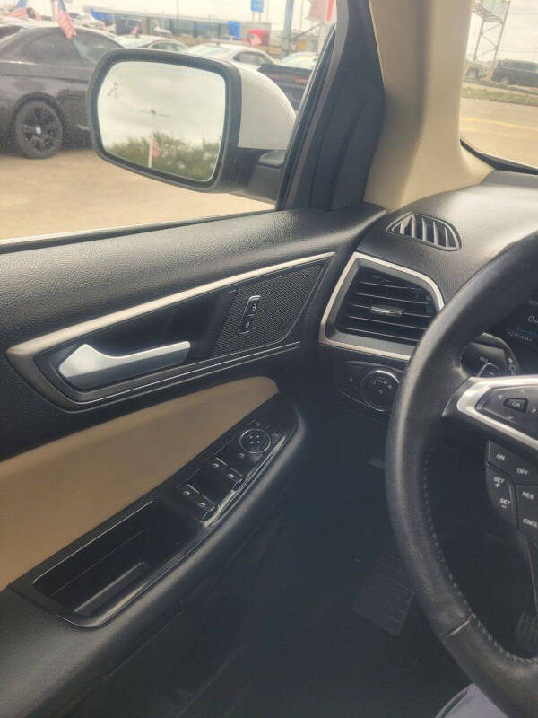 2016 Ford Edge SEL