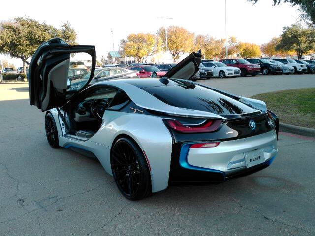 2015 BMW i8