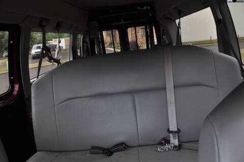 2010 Ford E-Series E-350 SD XLT