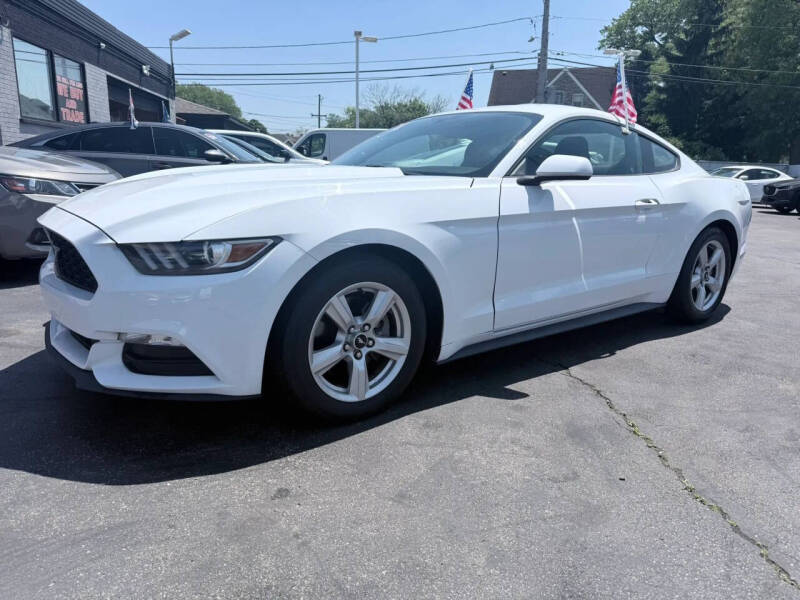 2016 Ford Mustang V6