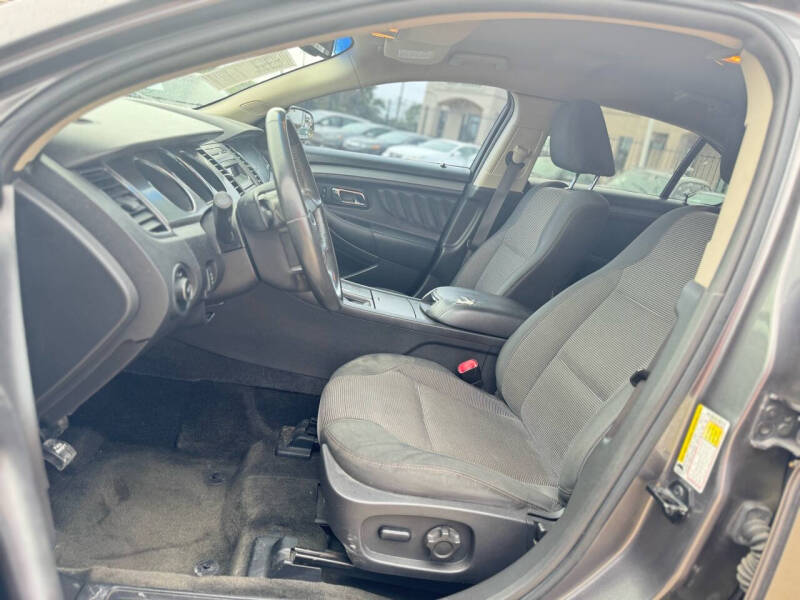 2012 Ford Taurus SEL