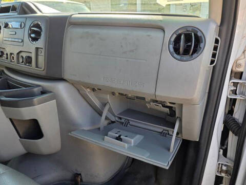 2010 Ford E-Series E-250