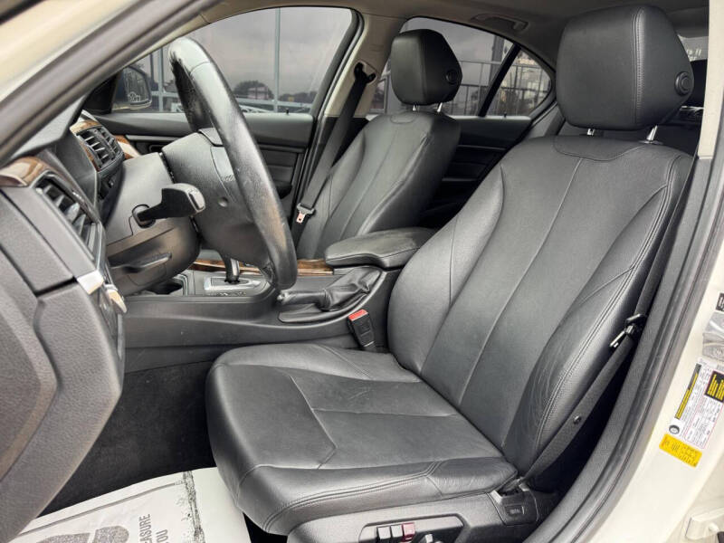 2014 BMW 3 Series 328i