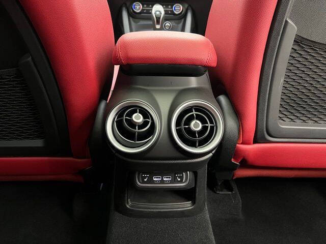 2023 Alfa Romeo Stelvio Veloce