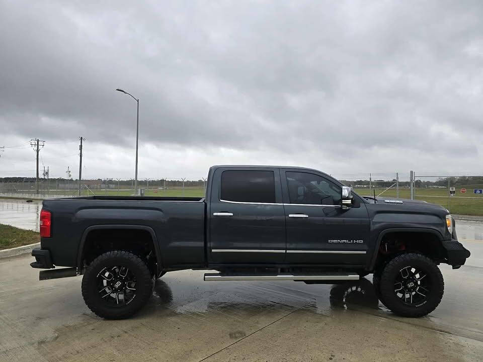 2017 GMC Sierra 2500 Denali HD Denali's photo