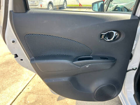 2017 Nissan Versa Note SV