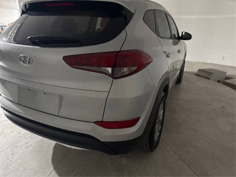 2017 Hyundai Tucson SE