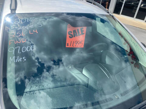 2016 Ford Escape S