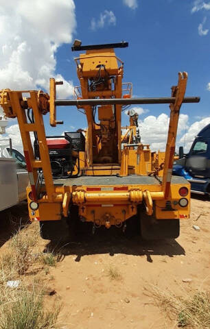 2000 Freightliner FL70