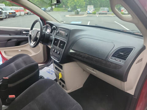 2014 Dodge Grand Caravan American Value Package