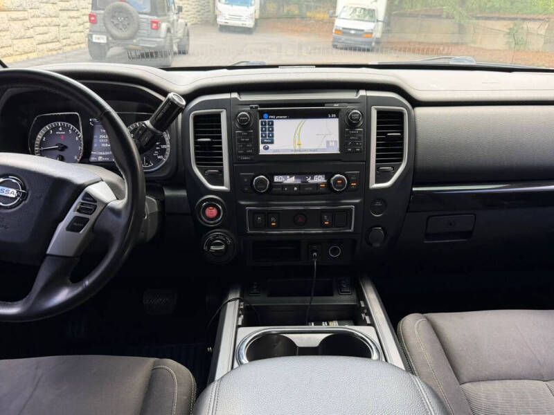 2018 Nissan Titan