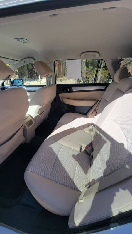 2017 Subaru Outback 2.5i Premium