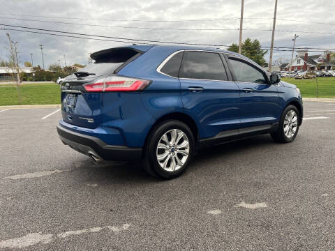 2020 Ford Edge Titanium