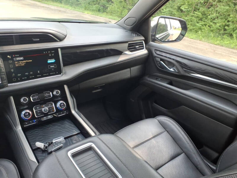 2023 GMC Yukon Denali