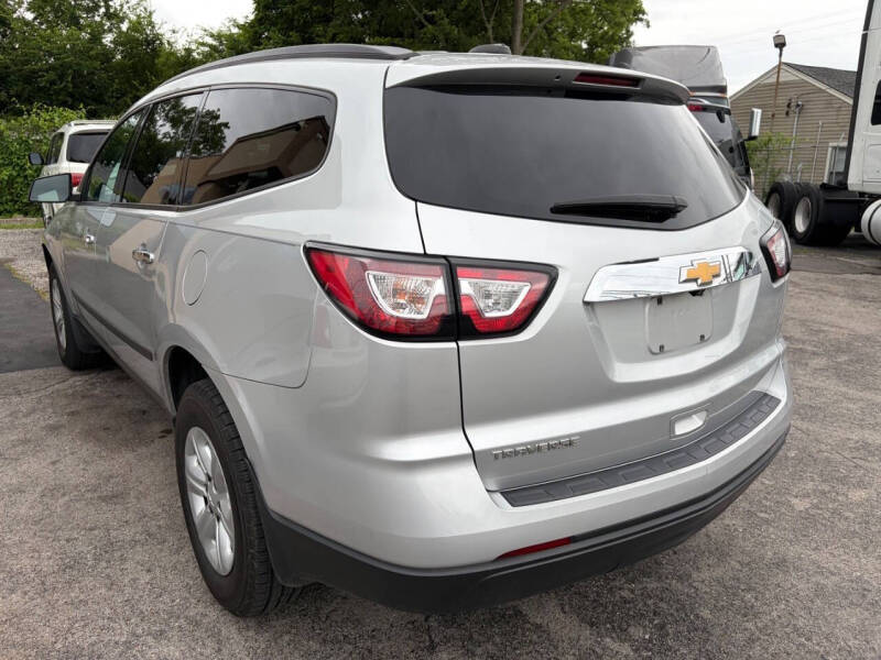 2017 Chevrolet Traverse LS