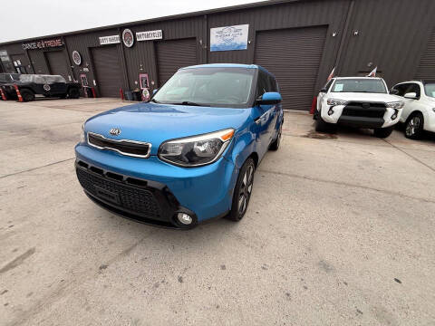 2016 Kia Soul +
