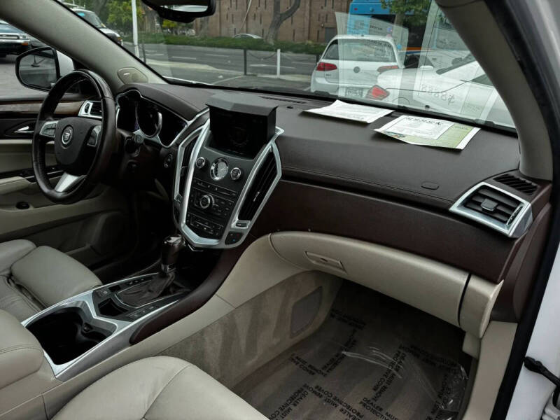 2012 Cadillac SRX Luxury Collection