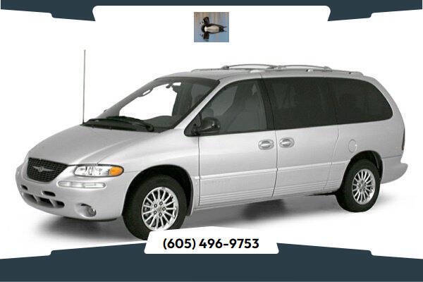 1999 Chrysler Town & Country LX's photo