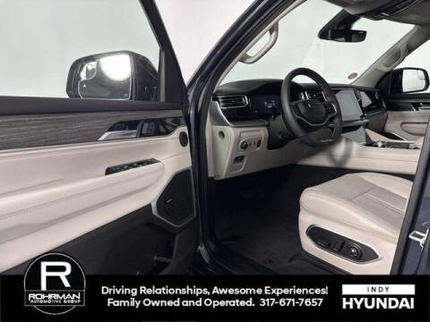 2023 Jeep Wagoneer Series III