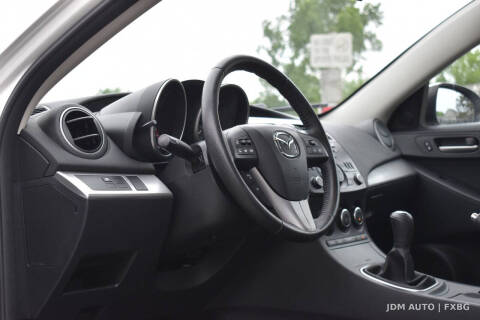 2013 Mazda MAZDA3 i Touring