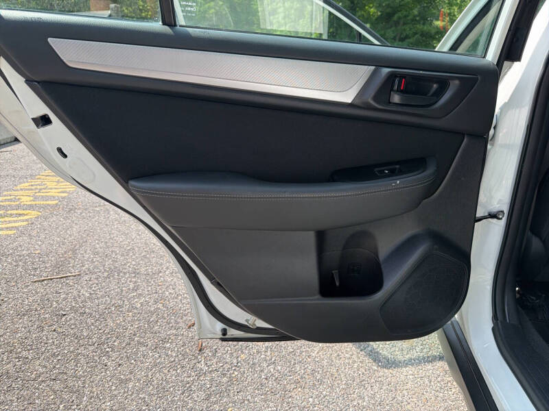 2017 Subaru Outback 2.5i