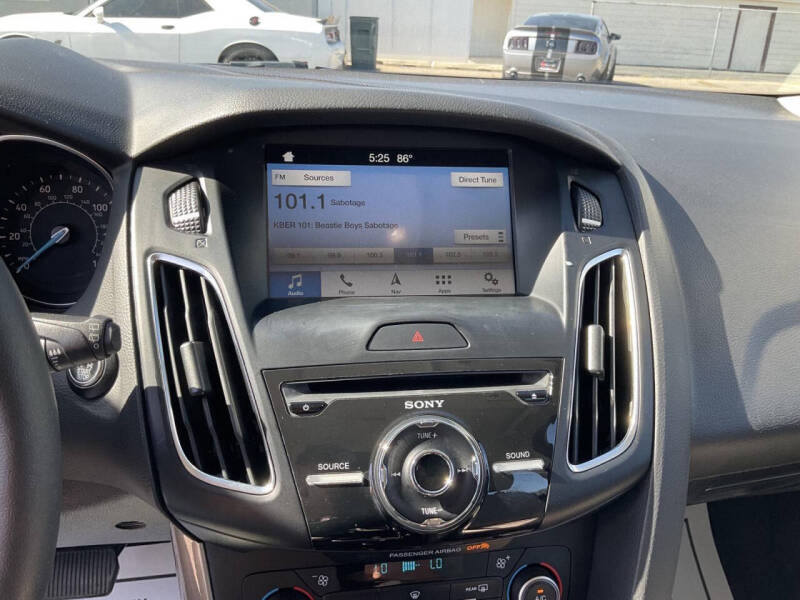 2018 Ford Focus Titanium