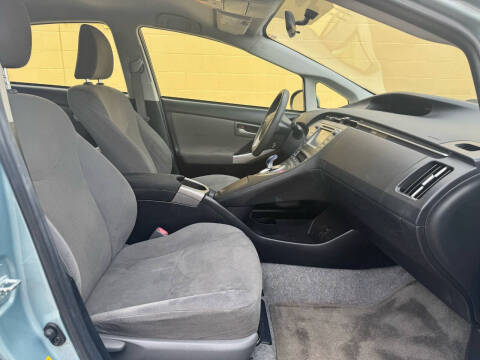 2015 Toyota Prius Two