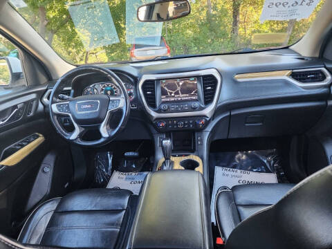 2017 GMC Acadia Denali