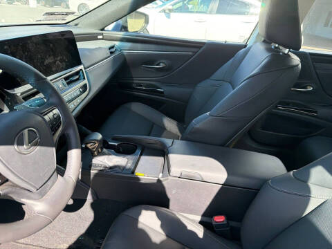 2024 Lexus ES 350