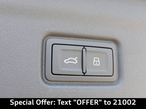 2025 Audi SQ6 e-tron quattro Premium Plus