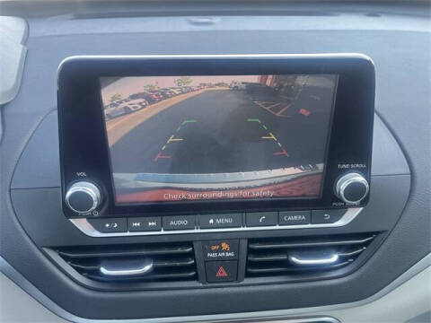 2022 Nissan Altima 2.5 SV