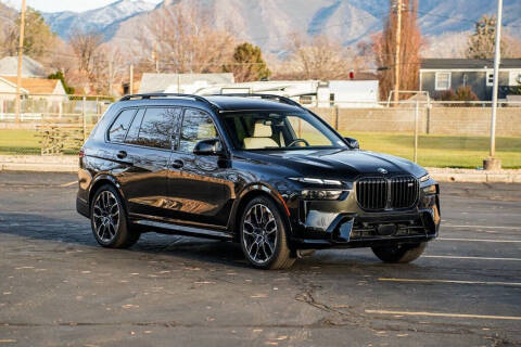 2025 BMW X7 M60i
